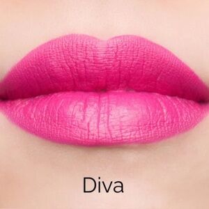Diva, NIB JEFFREE Star Velour Liquid Lipstick